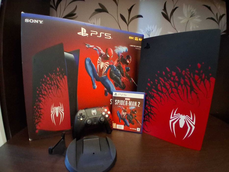Consola PlayStation 5 (PS5) 825GB, C-Chassis + Joc PS5 Marvel’s Spider-Man 2 (Disc)