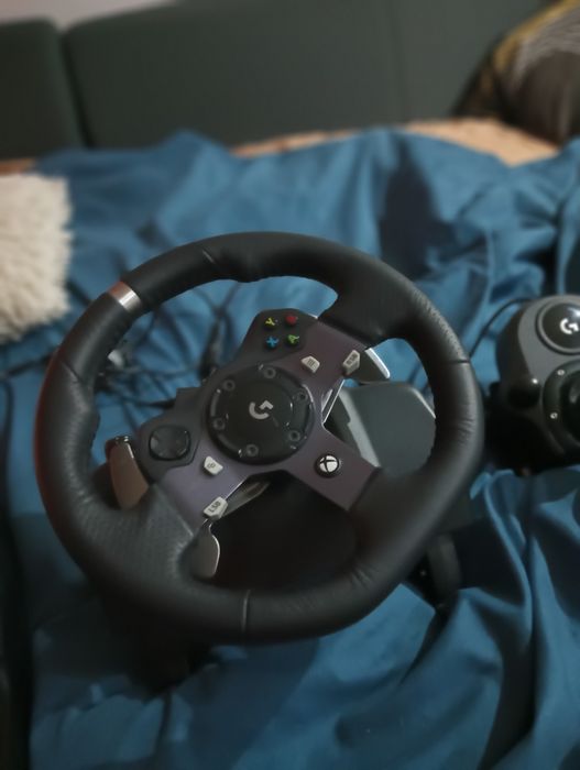 Vand volan Logitech g920