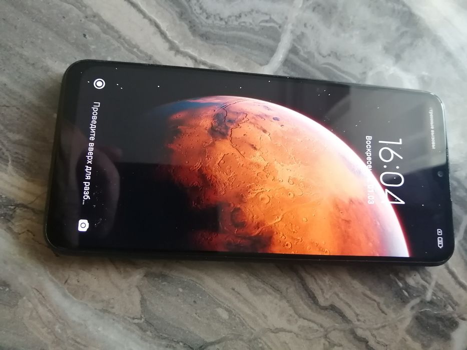 Продам Xiaomi 9 34 rб.
