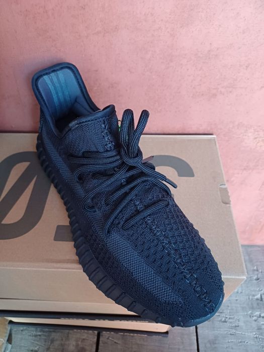 Adidas yeezy boost 350 v2 onyx