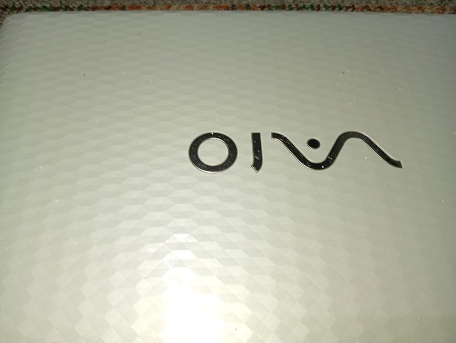Лаптоп Sony VAIO