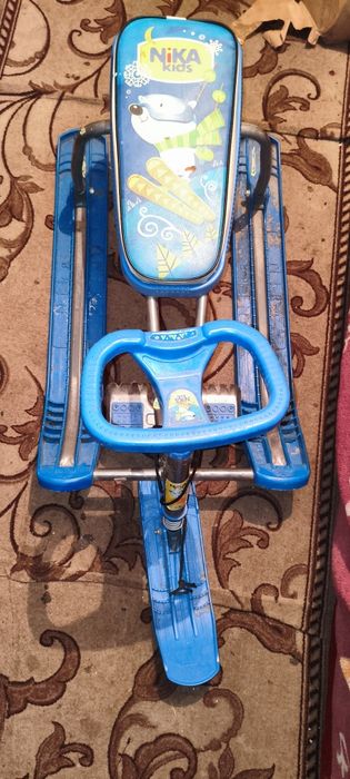 Продам снегокат.