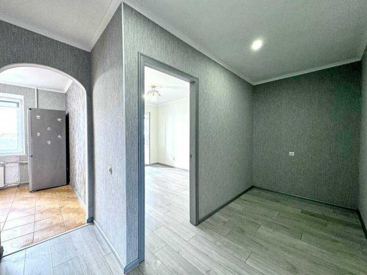 Дава се под наем Двустаен апартамент в София, Зона Б-18 - 55 кв.м за 498.27 € - Снимка #2