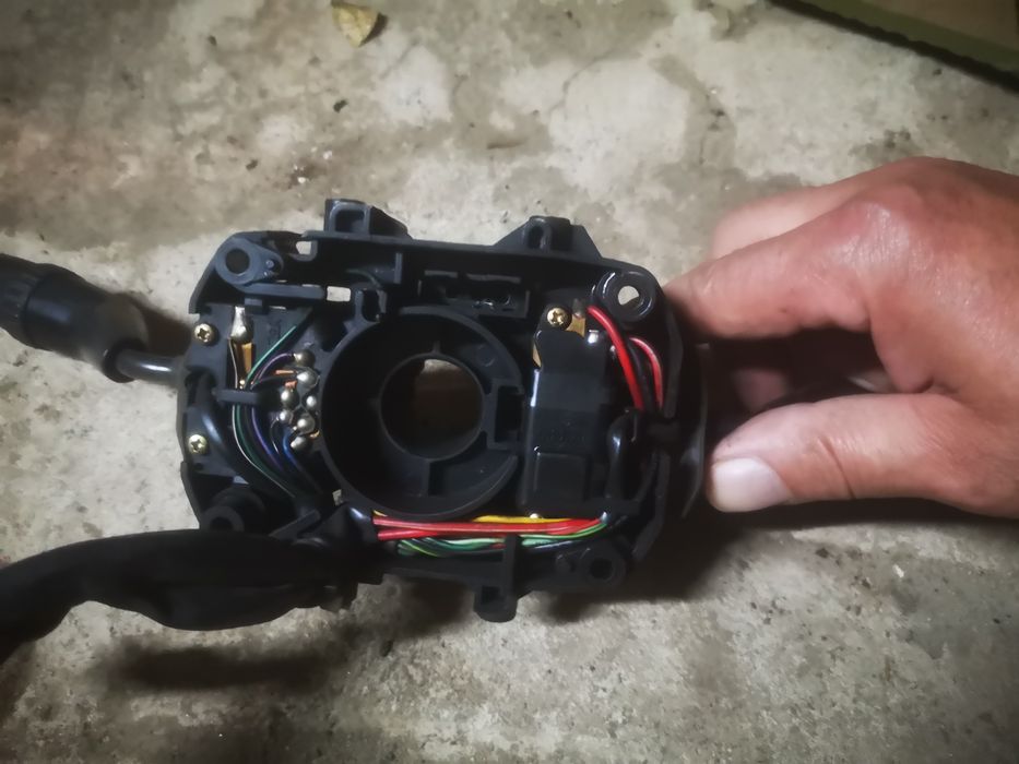 Хундай Соната 3 подрулевой переключатель.