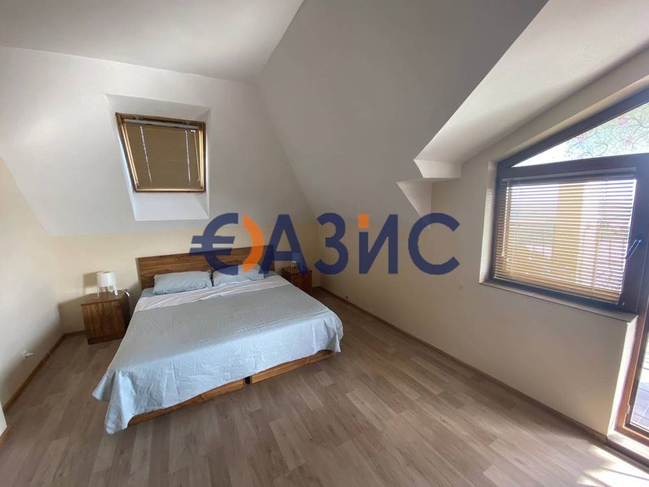 Продава се Хотел в Черноморец - 660 кв.м за 1023 €/кв.м - Снимка #13