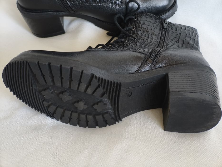 Боти естествена кожа, номер 40.5