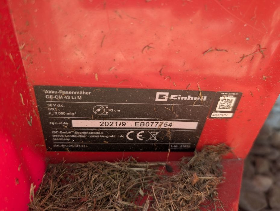 Masina de tuns iarba Einhell GE CM 43 LI pe acumulatori pentru piese, este defecta