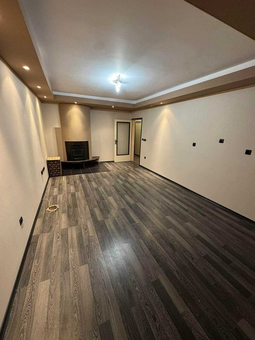 Продава се Двустаен апартамент в Казанлък - 64 кв.м за 1036 €/кв.м - Снимка #1