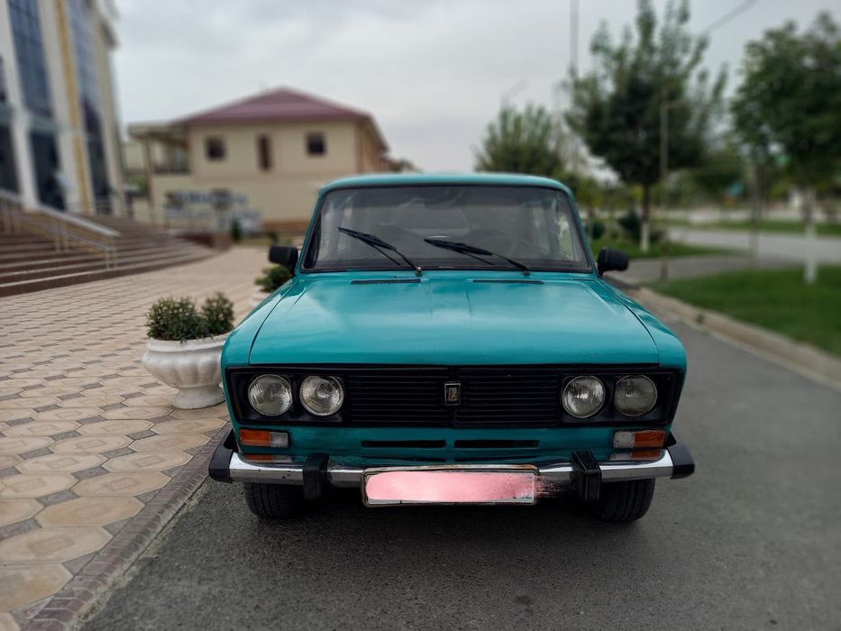 Lada vaz 2103 sotiladi