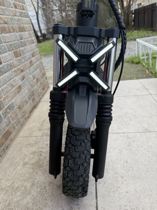 Електрически скутер SEGWAY  ZT3 PRO чисто нов