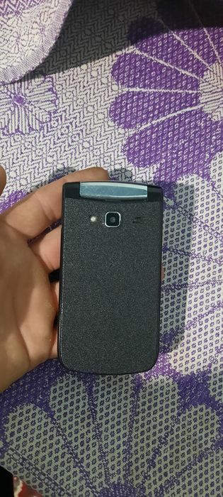 Novey telefon sotiladi raskaladoshka