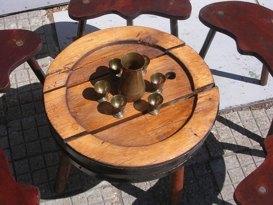 Трикраки сточета  6бр+ масичка+ ПОДАРЪК