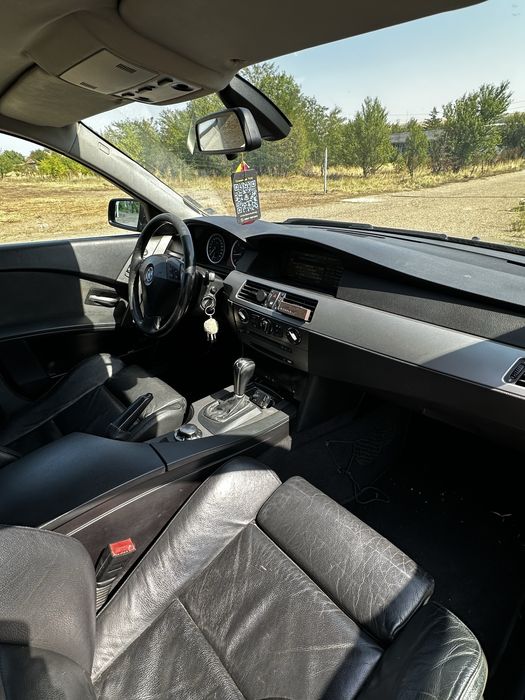 Продава се Бмв е60 525д