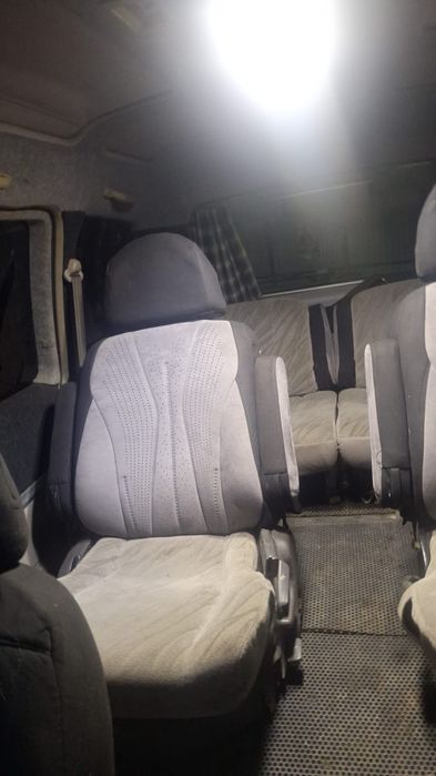 Mitsubishi space gear 1995