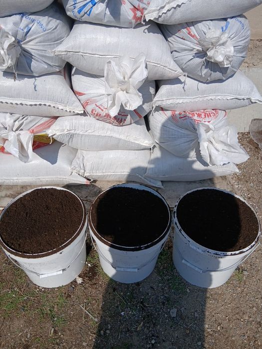 Перегной, удобрение для рассад, для комнатный цветков.