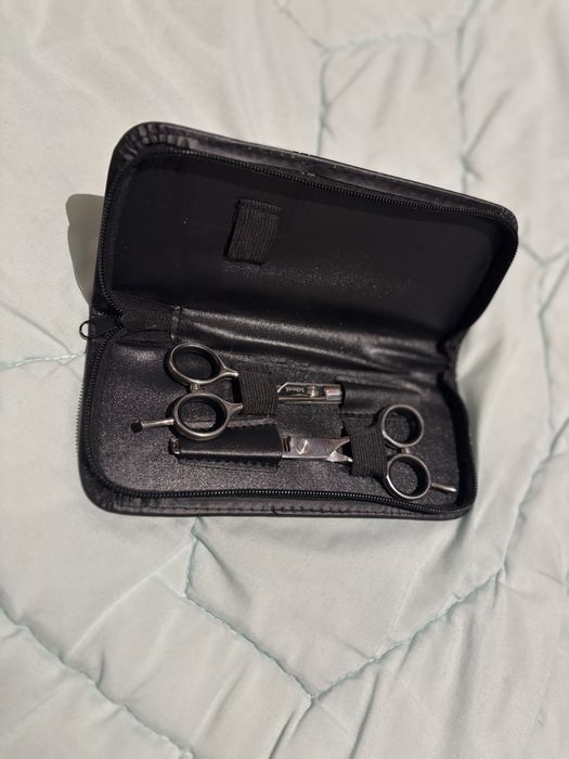 foarfeci tuns kiepe school