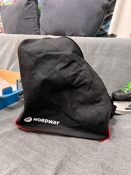 Продаём новые коньки bauer