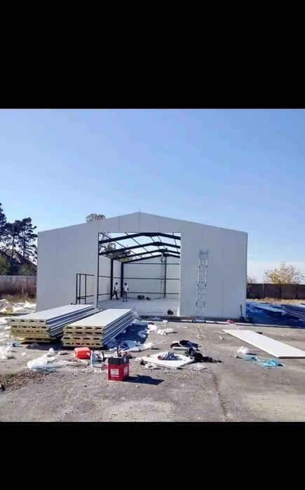 Structuri ,hale complete cu panouri sandwich