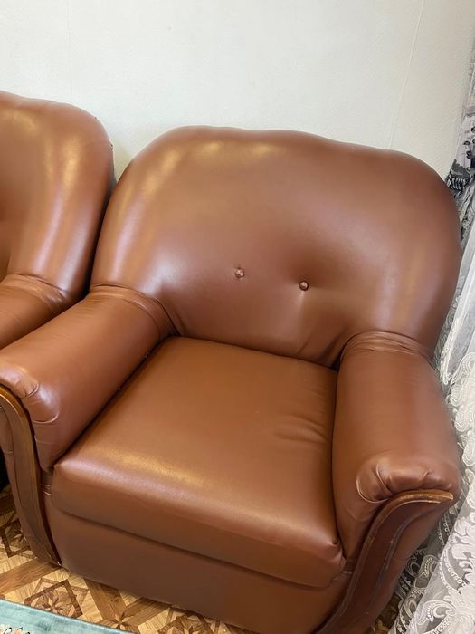 Срочно диван, уголок сатылады продается