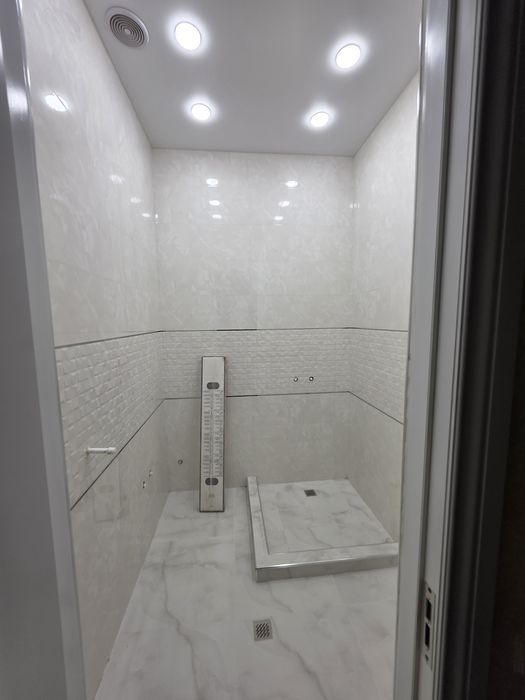 Uy sotiladi ipodrom tarafda