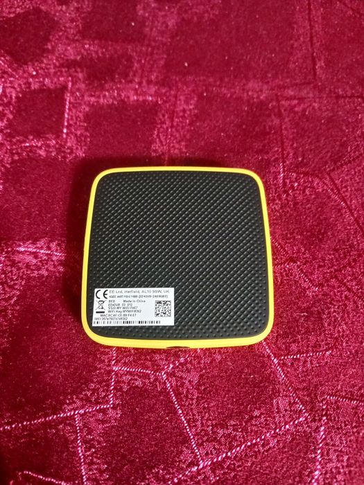 Router 4G Alcatel EE40VB Modem cu SIM Hotspot portabil decodat