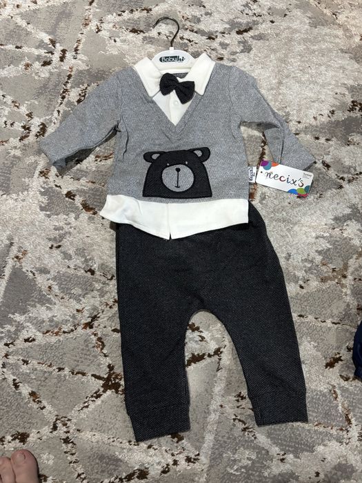 Новые детские вещи.