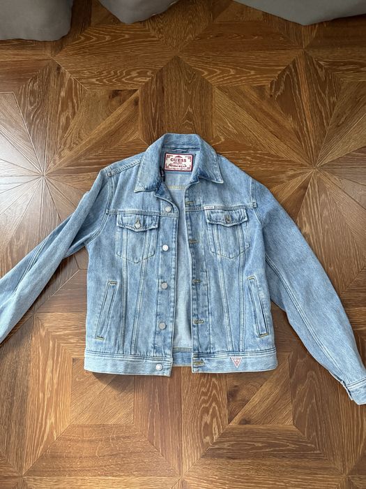 Джинсовая куртка Guess