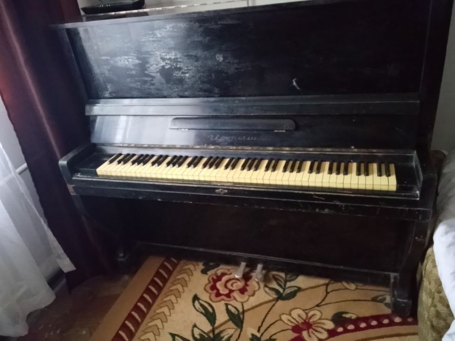 Pianino sotialadi.Продаётся пианино