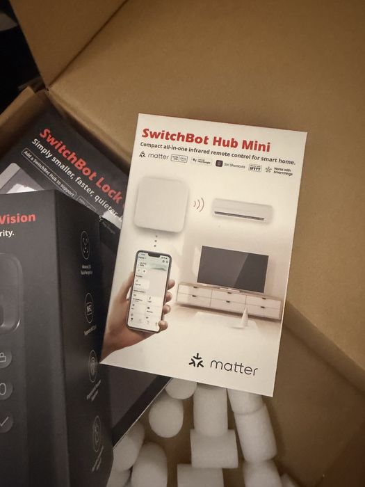 Incuietoare inteligenta switchbot smartlock ultra  vision combo noua sigilata