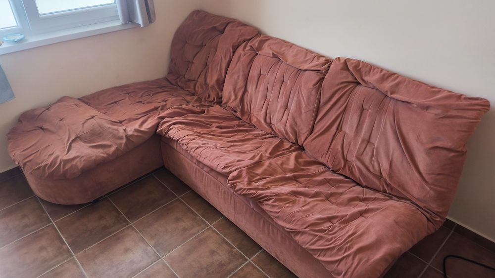 Продавам диван, лежанка, ъгъл и фотьоил в Созопол