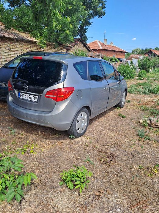 Opel Meriva 1.4 газ. инжекцион Ланди Ренцо-2012-верига климатик