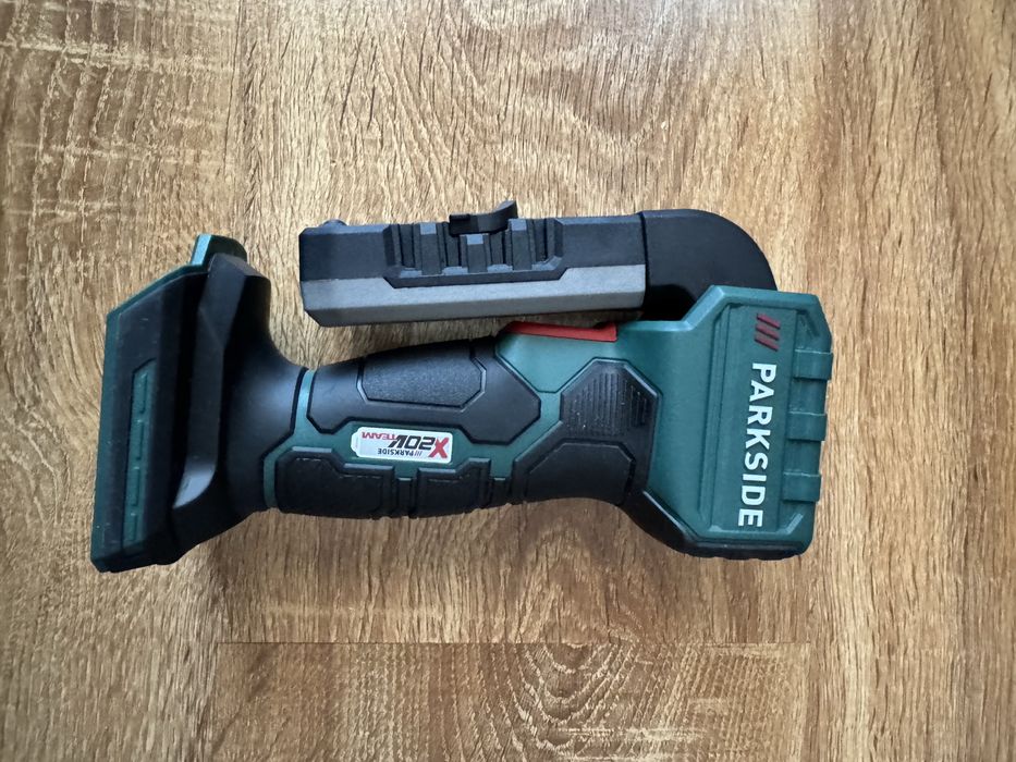 Lanterna Parkside 20V PLHLA 20-Li C1