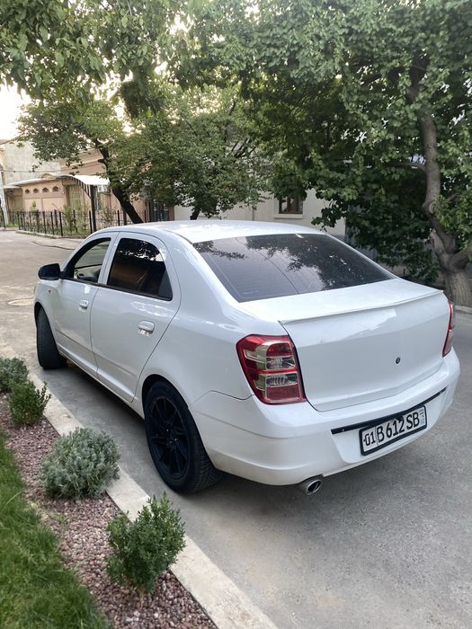 Chevrolet Cobalt 1 pazitsa