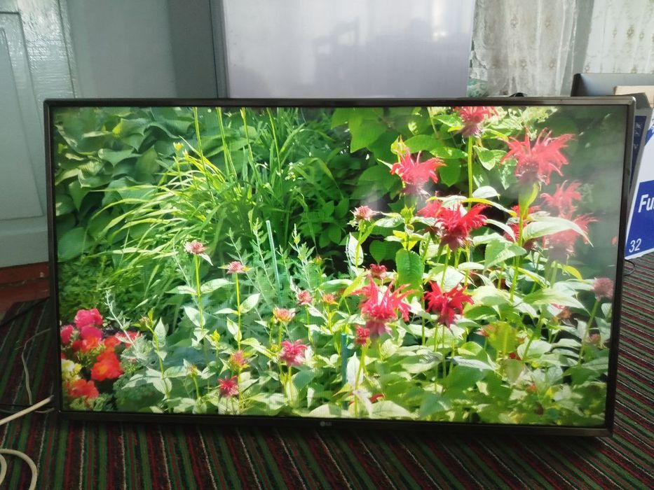 Продам телевизор
