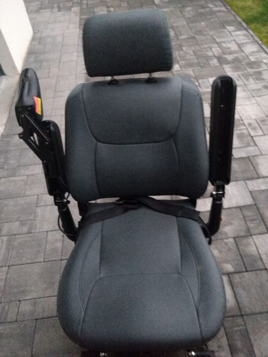 Scaun cu rotile sport metrits vision