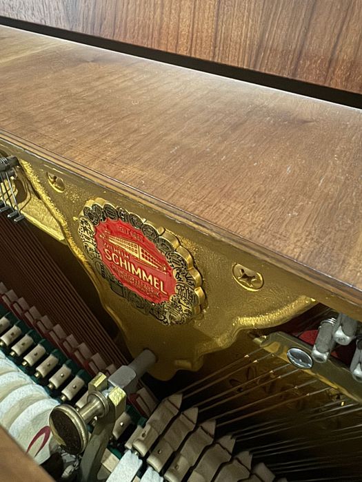 Vând pianină Schimmel Braunschweig