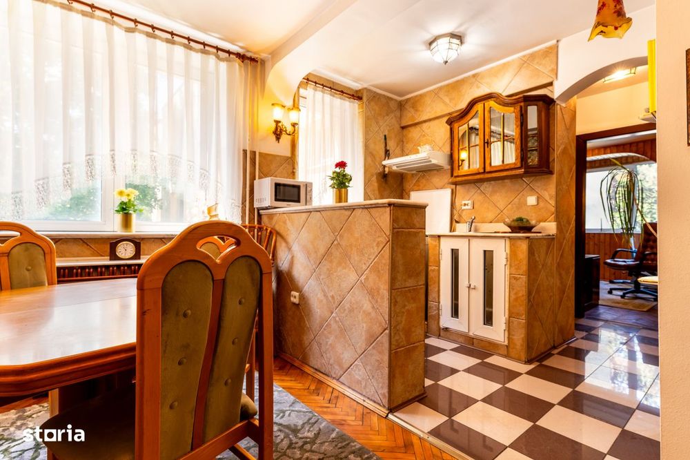 Apartament 3 camere semidecomandate | Plopilor Vechi