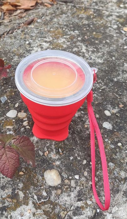 Силиконова сгъваема чаша с капак