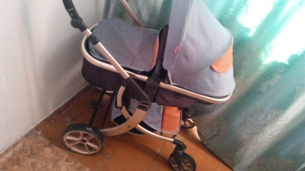 Продам каляску трансформер