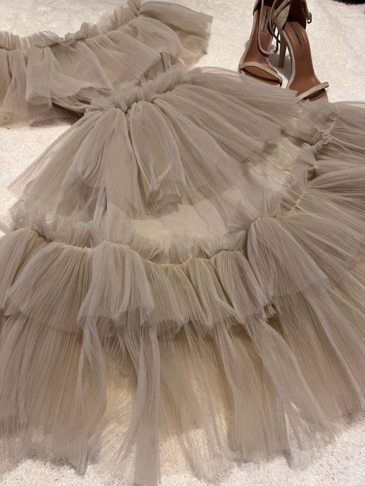 Дамска стилна рокля с голи рамене