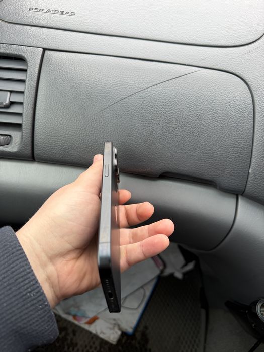 Iphone 15 pro 128 в идеальном состоянии