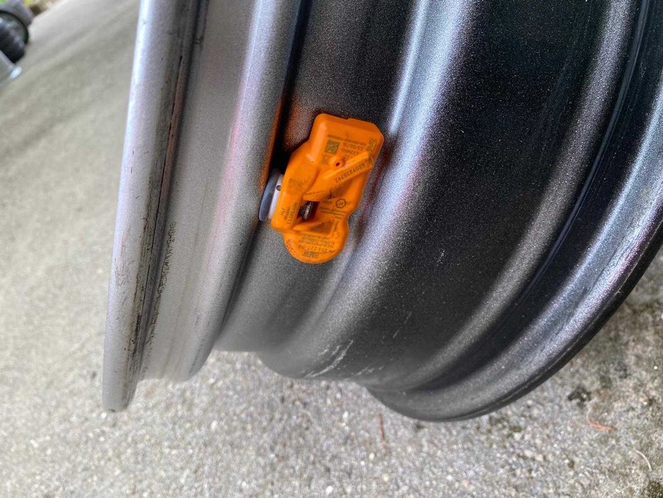 4 бр. Оригинални Метални Джанти със Сензори за MINI Clubman – 16”