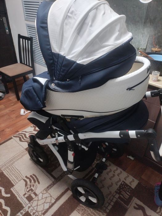 Детская коляска , комплект