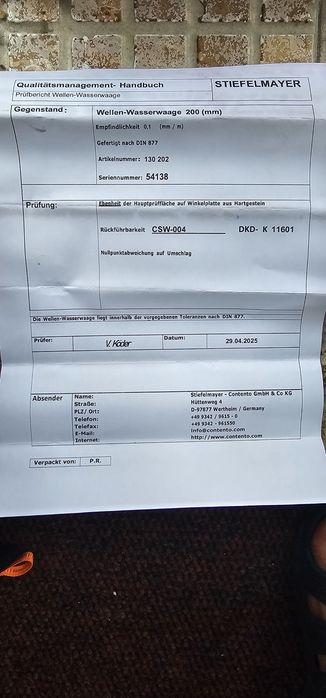 Nivela liniara de precizie  marca STIEFELMAYER Germania
Precizie 0,1 mm/m
Pret 1.000 roni
