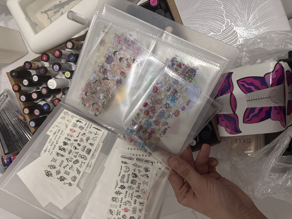 Продам маникюрный набор