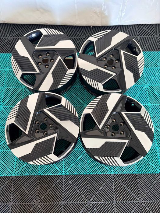 Jante R20 Renault Scenic E Tech Talisman noi originale Renault