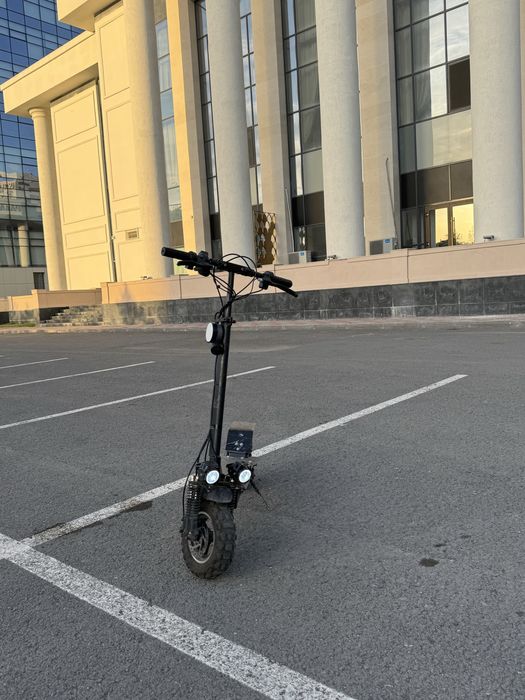 Продам Электросамокат