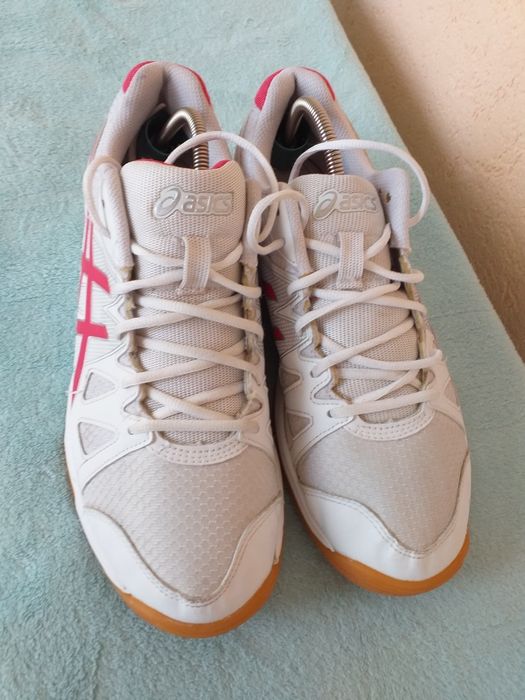Adidași Asics nr 40