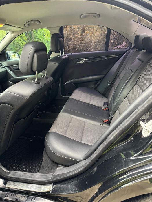 Vand Mercedes Benz C220