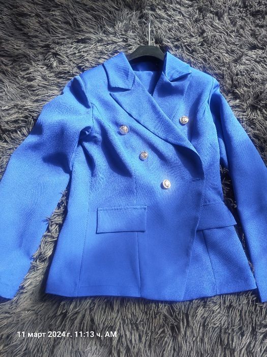 Дамско сако "Напудрени"